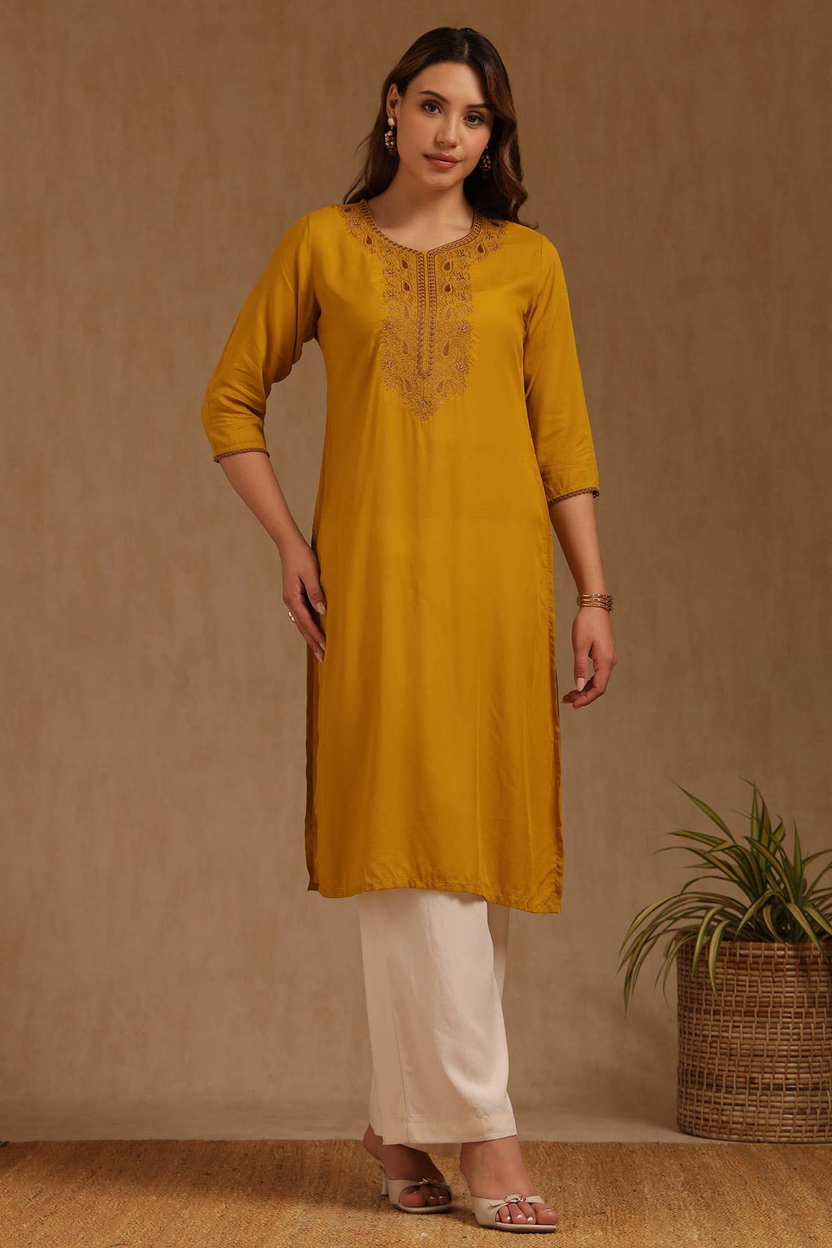 Mustard Rayon Embroidered Kurta With Thread Work - View 5