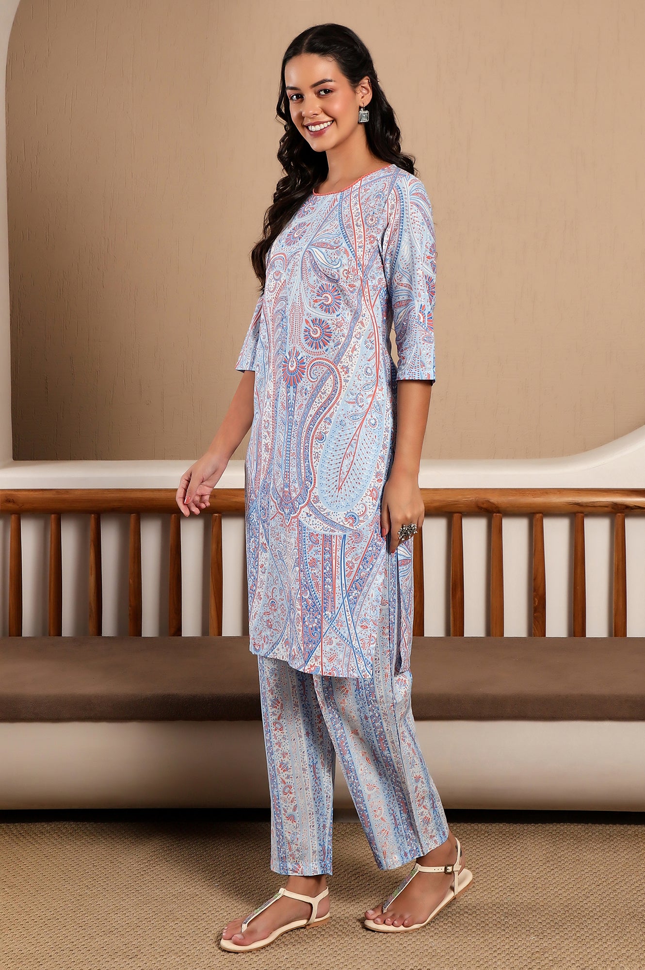 Light Blue Paisley Printed kurta Co-Ord Set - View 8